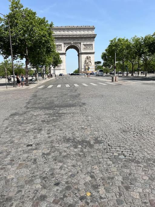 Amazing 1 Bedroom, 30Sec From Arc De Triomphe Parijs Buitenkant foto