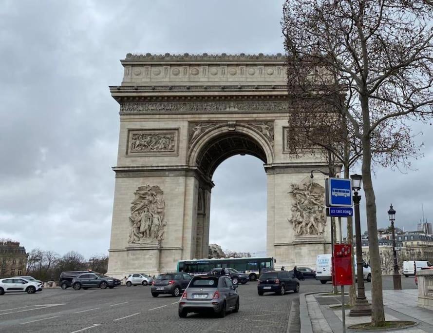 Amazing 1 Bedroom, 30Sec From Arc De Triomphe Parijs Buitenkant foto